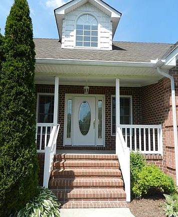 2nd image of 5807 Jonzac Dr