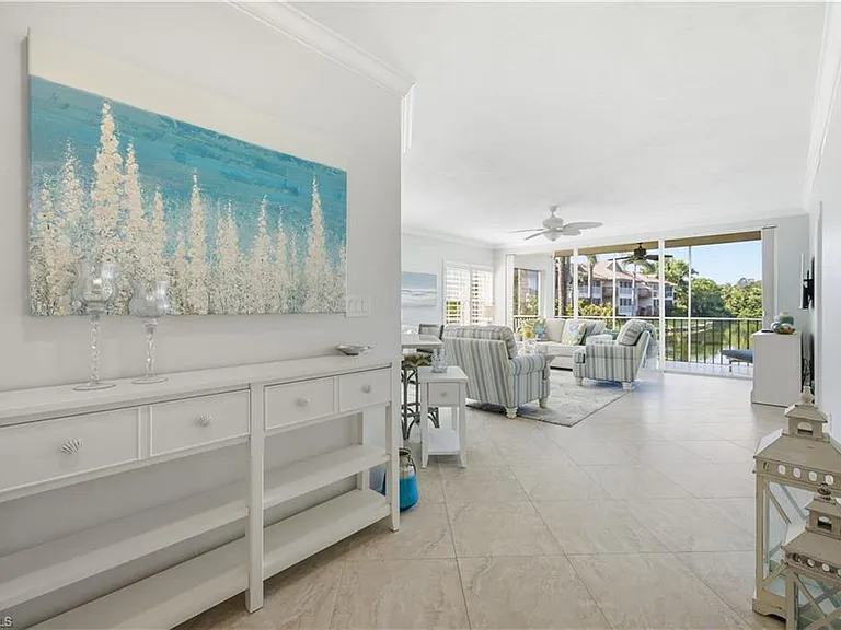 26901 Wedgewood Dr #101 — Photo 4