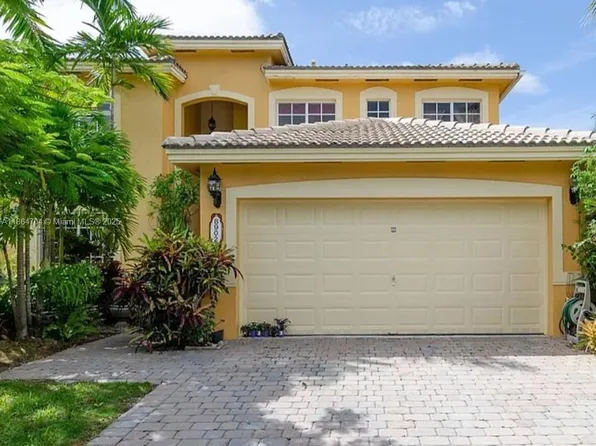 8902 SW 208th Ter, Cutler Bay, FL 33189