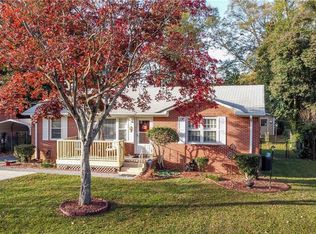 517 Kennesaw Dr SE, Smyrna, GA 30080