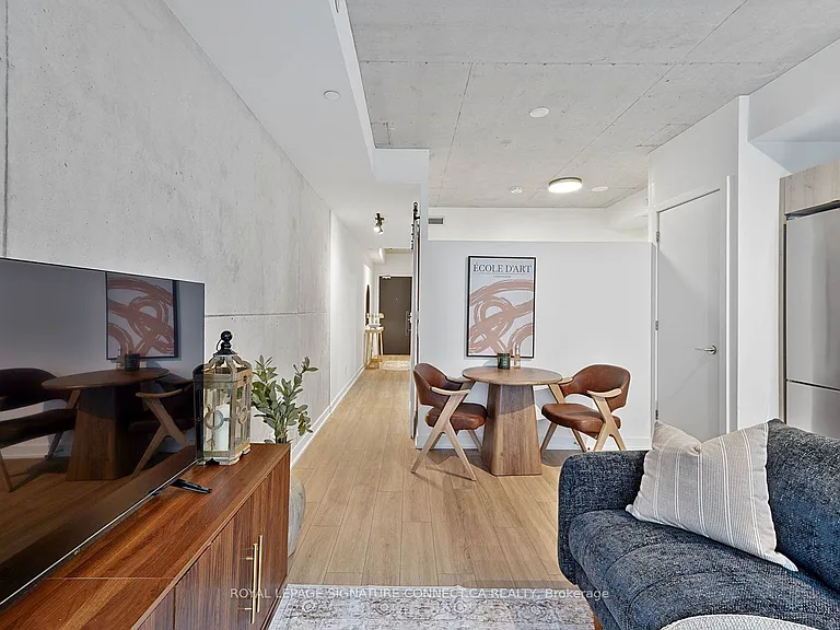 458 Richmond St W #308 — Photo 11