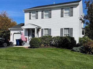 2729 Beacon Dr, Reading, PA 19608