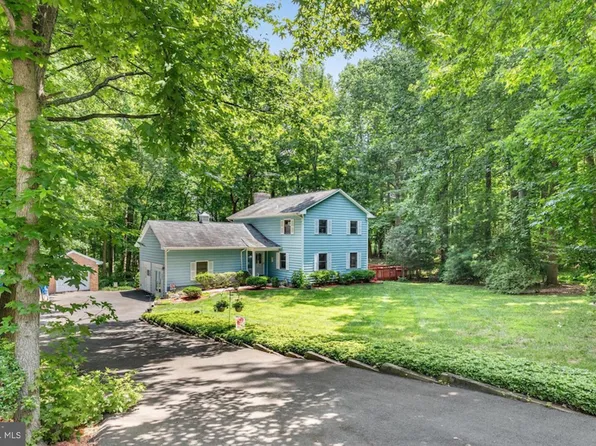 12225 Tall Pines Ct, Fairfax, VA 22030