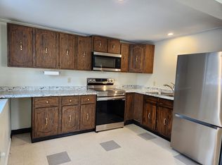 12 Beacon St #A, Derry, NH 03038