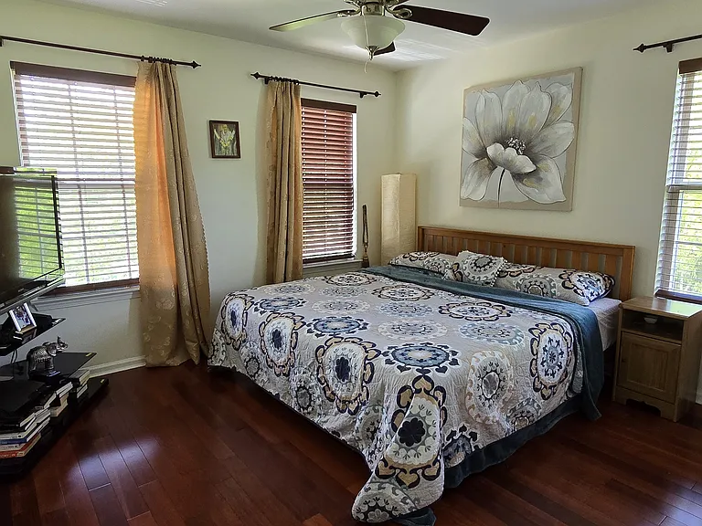 222 Fountayne Ln — Photo 11