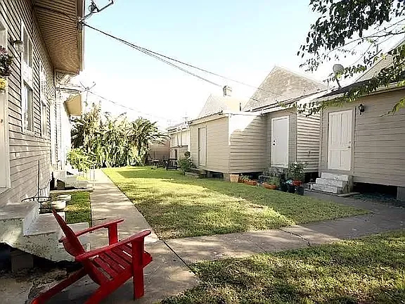1 bed, 700 sqft, $1,195 — Photo 2