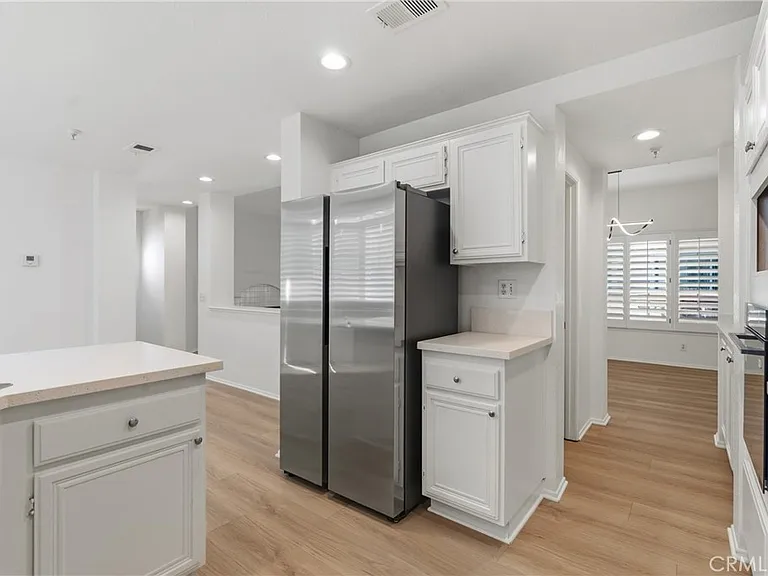 14075 Lemoli Ave — Photo 11