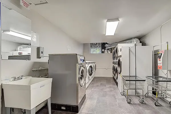 Rented by Oxford Property Group | media 25