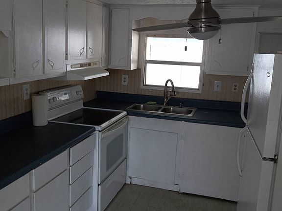 4th image of 7403 46th Ave N Lot 73