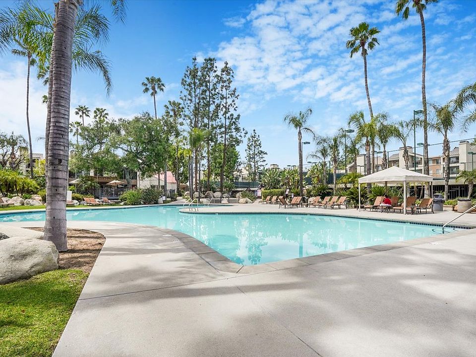 1st image of 21500 Burbank Blvd APT 124