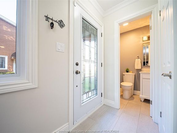 5th image of 8418 Little River Rd #6