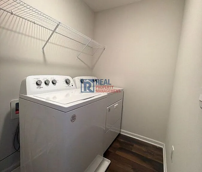 5271 Windbrooke Dr — Photo 25