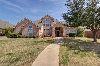 2nd image of 1603 Twin Oaks Dr