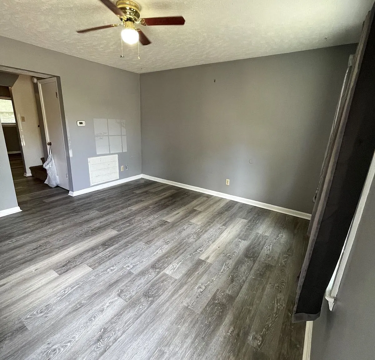 2 bed, 1.5 bath, $1,400 — Photo 1
