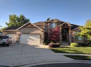 222 W Paradiso Ln, Centerville, UT 84014