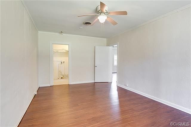 2nd image of 2908 W Park Dr