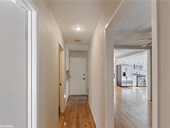 4th image of 25871 Blanca Way