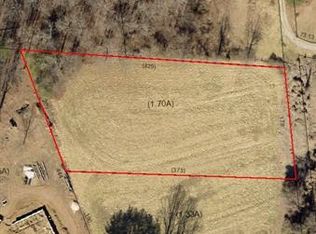 002 New Hope Rd, Flat Rock, NC 28731