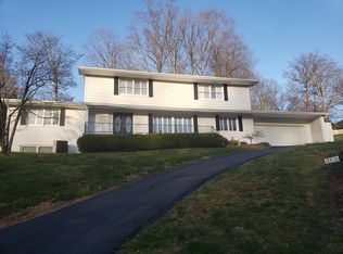1216 Radcliffe Ave, Kingsport, TN 37664