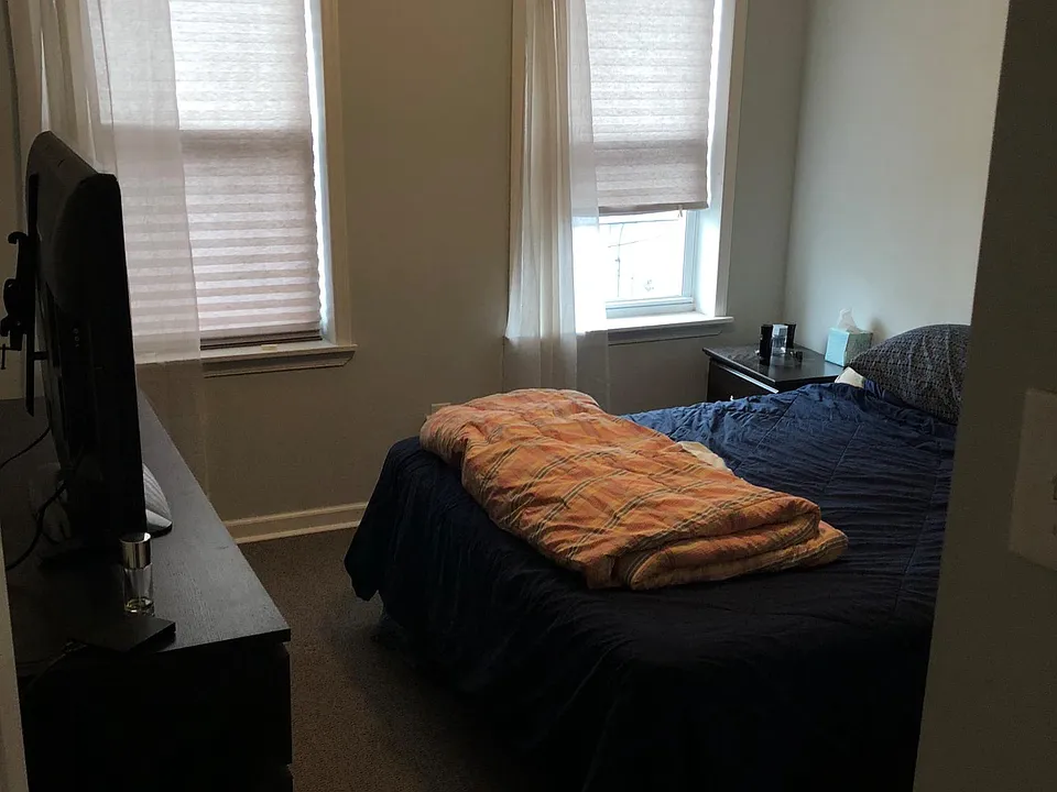 Bedroom #1