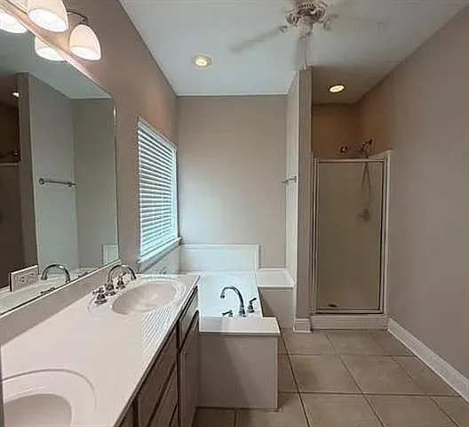 130 Northshore Cir #B — Photo 19