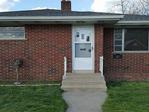 2nd image of 1213 S Kanawha St