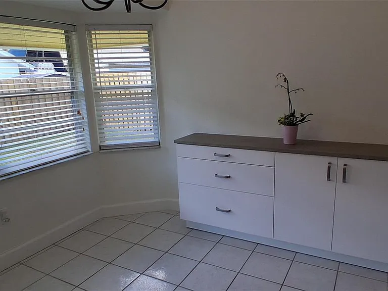 3277 NW 123rd Ave — Photo 5