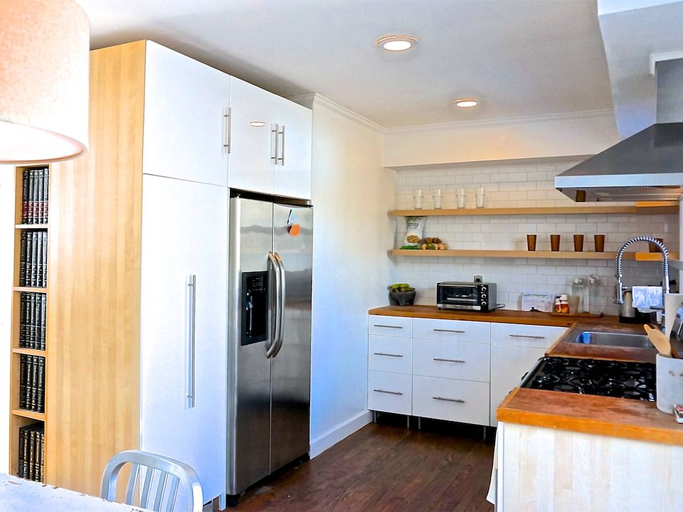 1st image of 133 Town Ln