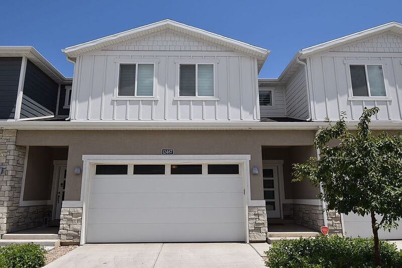 1st image of 12487 S Shade Ln
