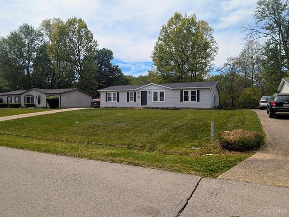 2nd image of 1560 Maryan Ave