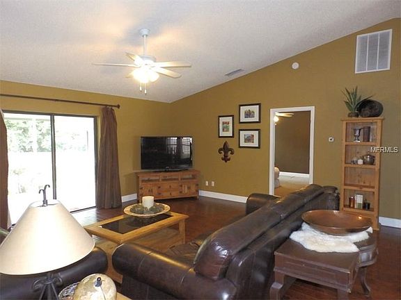 4th image of 919 Lake Lindley Dr N