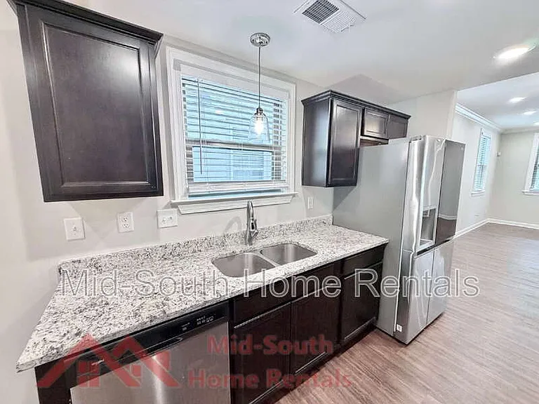 82 N Rembert St — Photo 10