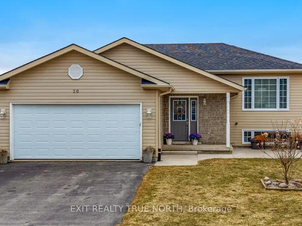 20 Saint Andrews Dr, Meaford, ON N4L 0A2