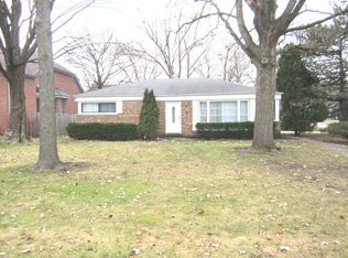 1860 Butternut Ln, Northbrook, IL 60062