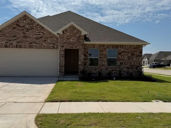 301 Gallant Man Ct, Granbury, TX 76049
