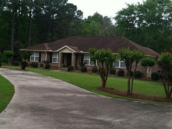 3rd image of 200 Millwood Dr