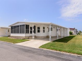 2023 Kahala Dr, Holiday, FL 34691