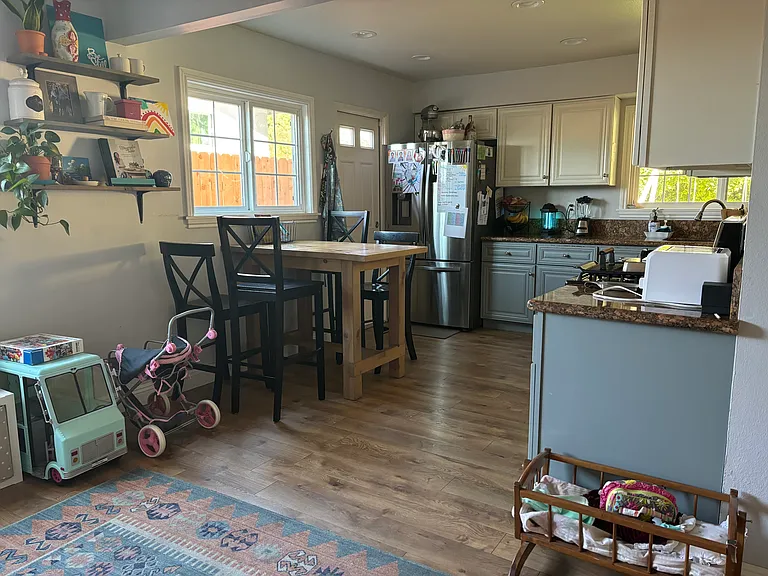 7253 Viar Ave — Photo 5