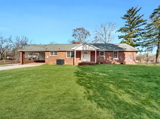 641 W Main St, Gray Court, SC 29645