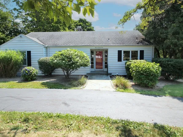 1125 Dunbar Hill Road, Hamden, CT 06514