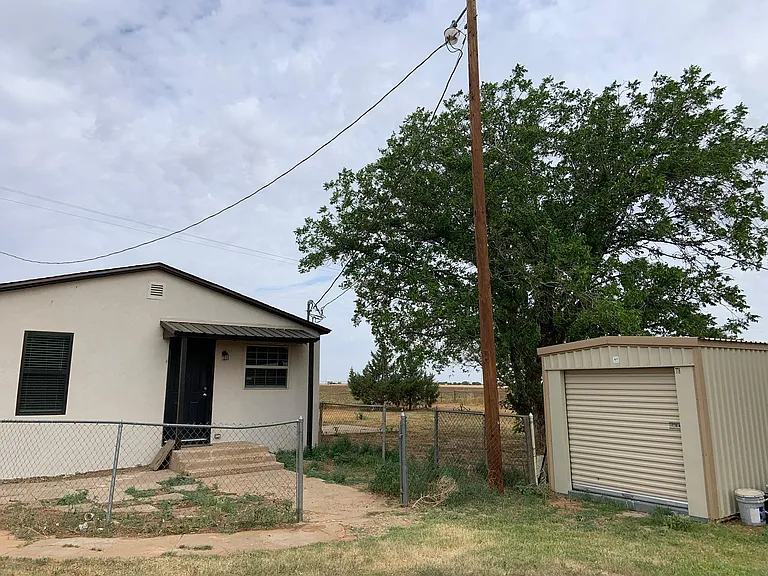 6753 E State Road 114 — Photo 10