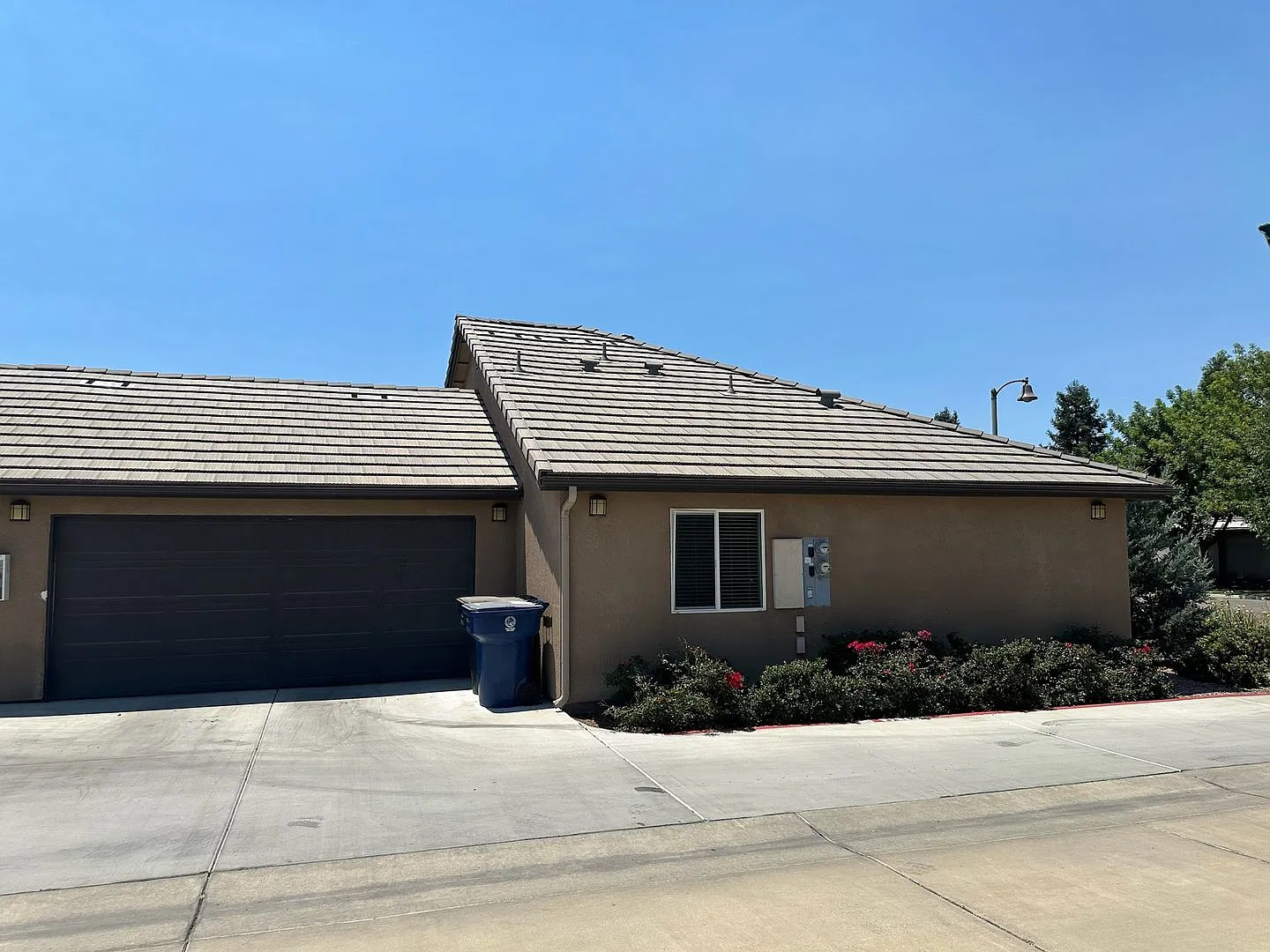 2013 Bella Oaks Dr. - 2 Bedroom 2 Bath - Del Lago - Tulare — Photo 3