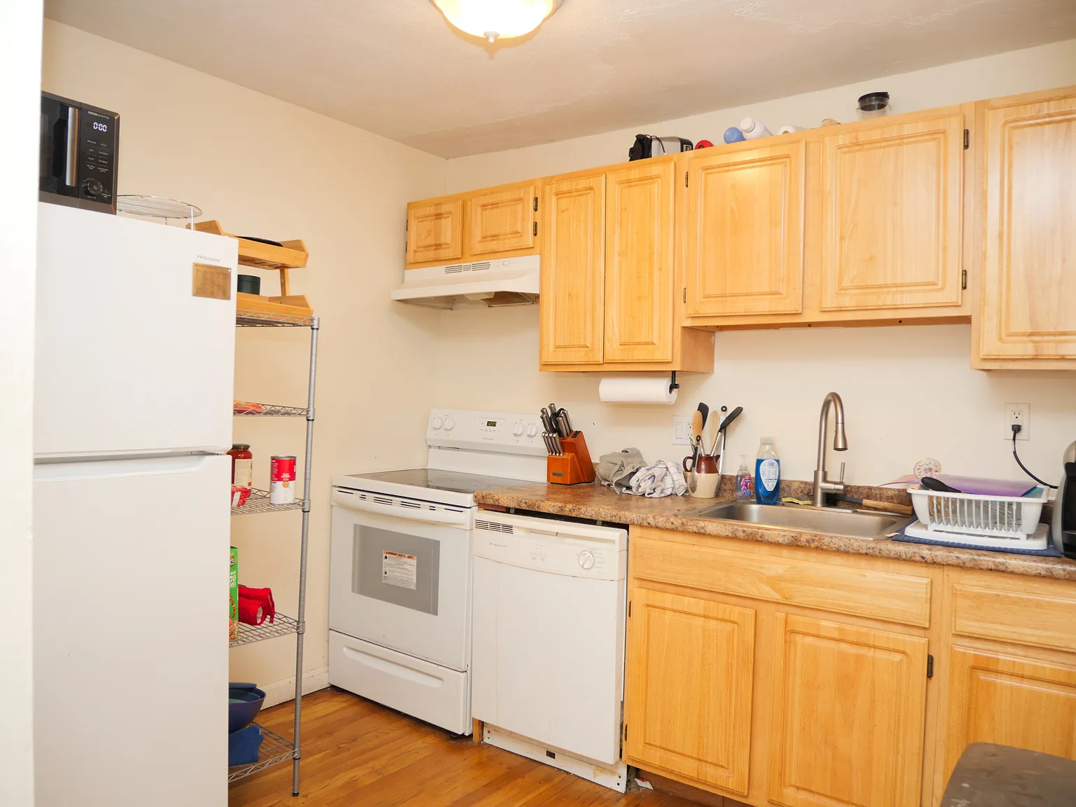 1027 Commonwealth Avenue - 27 — Photo 2
