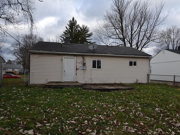 2nd image of 1023 Duxberry Ave