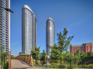 125 Village Green Sq #2507, Toronto, ON M1S 0G3