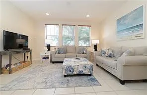 2 bed, 2.5 bath, 1326 sqft, $2,800 — Photo 4