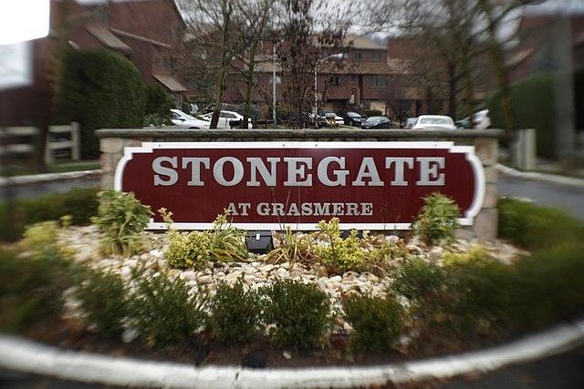 1st image of 41 Stonegate Dr