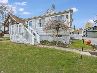 19 Pearl St, Bloomingdale, NJ, 07403