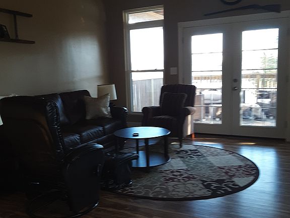 5th image of 1801 Wellington Dr