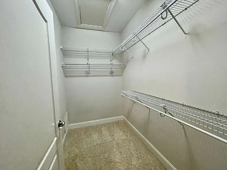 206 Fountainhead Ln #201 — Photo 8